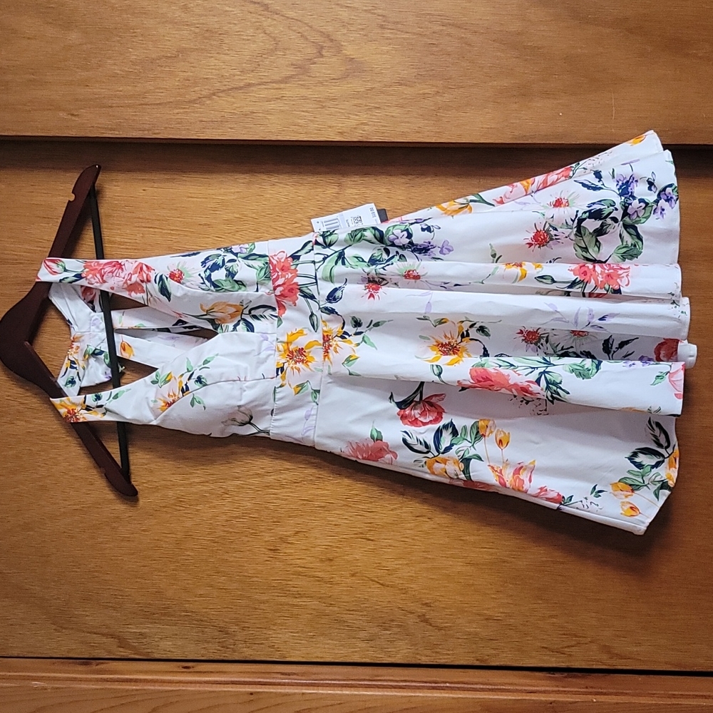 City Studio white floral dress NWT size 0